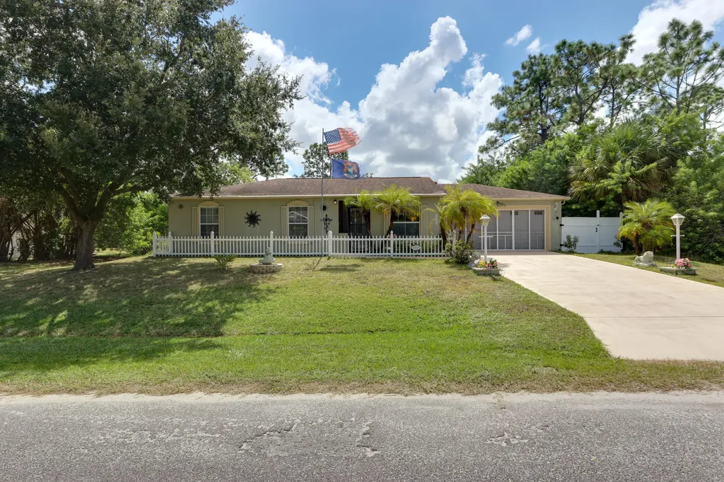 218 Sawyer Street SW Palm Bay FL 32908
