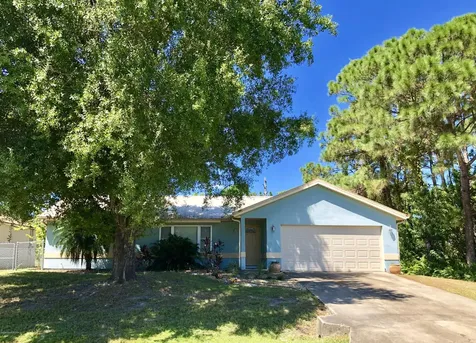 2390 Queens Street SE Palm Bay FL 32909