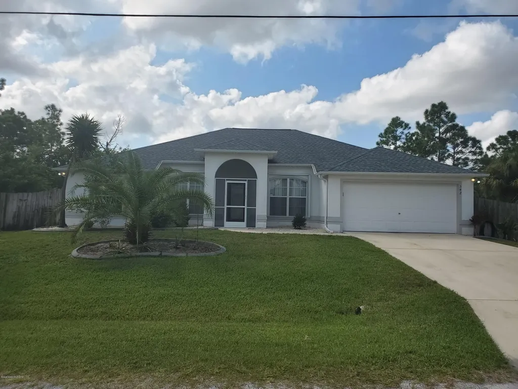342 Reading Street SE Palm Bay FL 32909