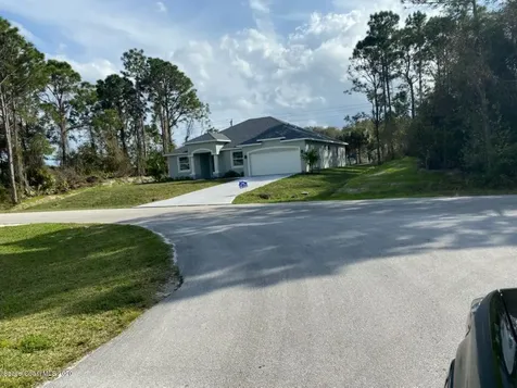 706 Merrimac Street SE Palm Bay FL 32909