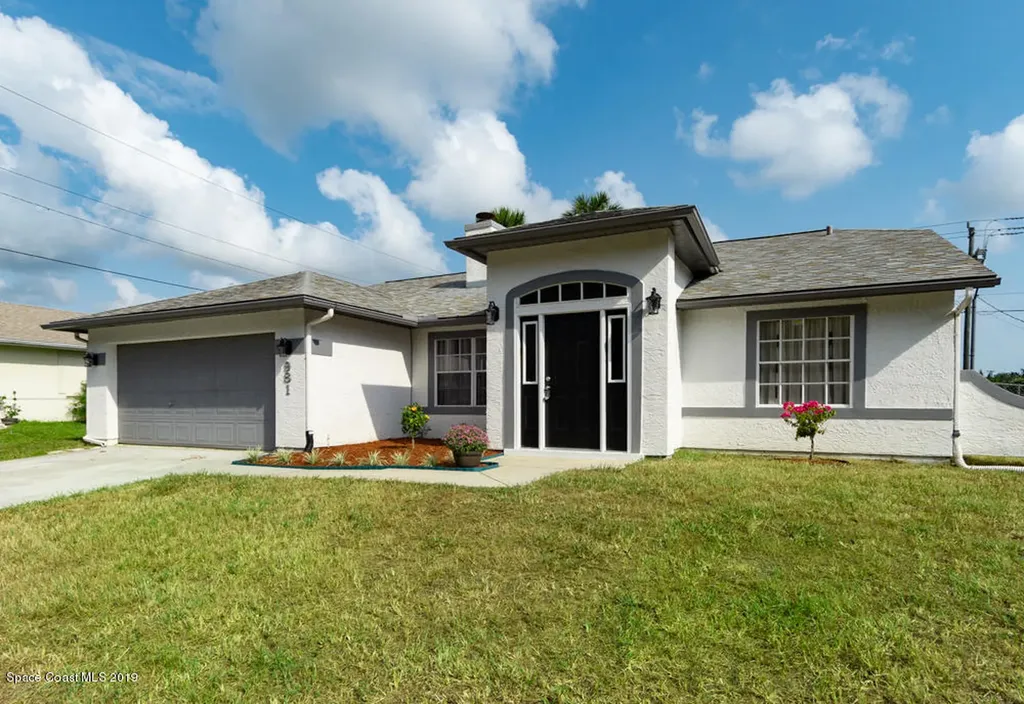 981 Brisbane Street NE Palm Bay FL 32907