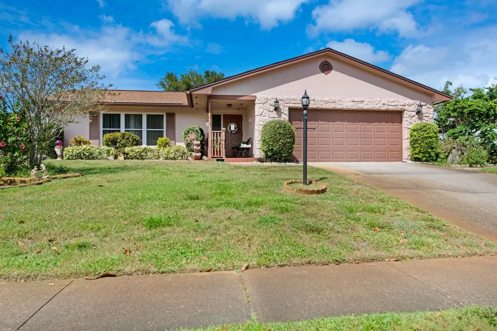 2616 White Oak Lane Titusville FL 32780
