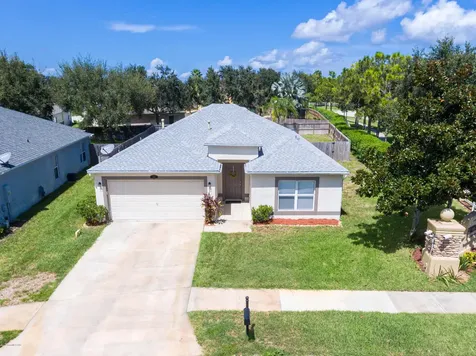 3956 Four Lakes Drive Melbourne FL 32940