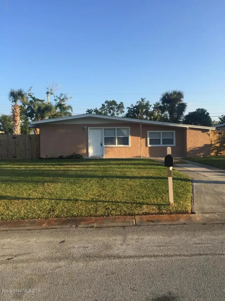 2271 Saint Dunston Lane Melbourne FL 32935
