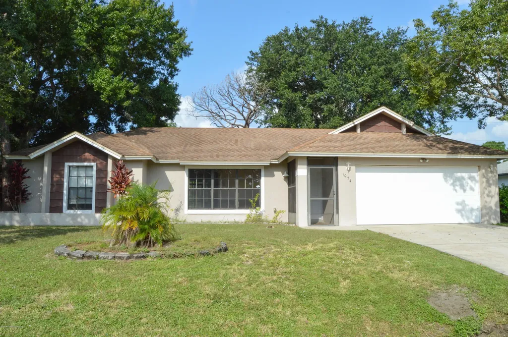 1074 Camden Avenue NW Palm Bay FL 32907