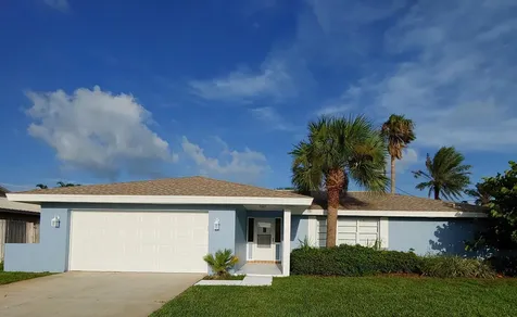 685 Poinsetta Drive Satellite Beach FL 32937