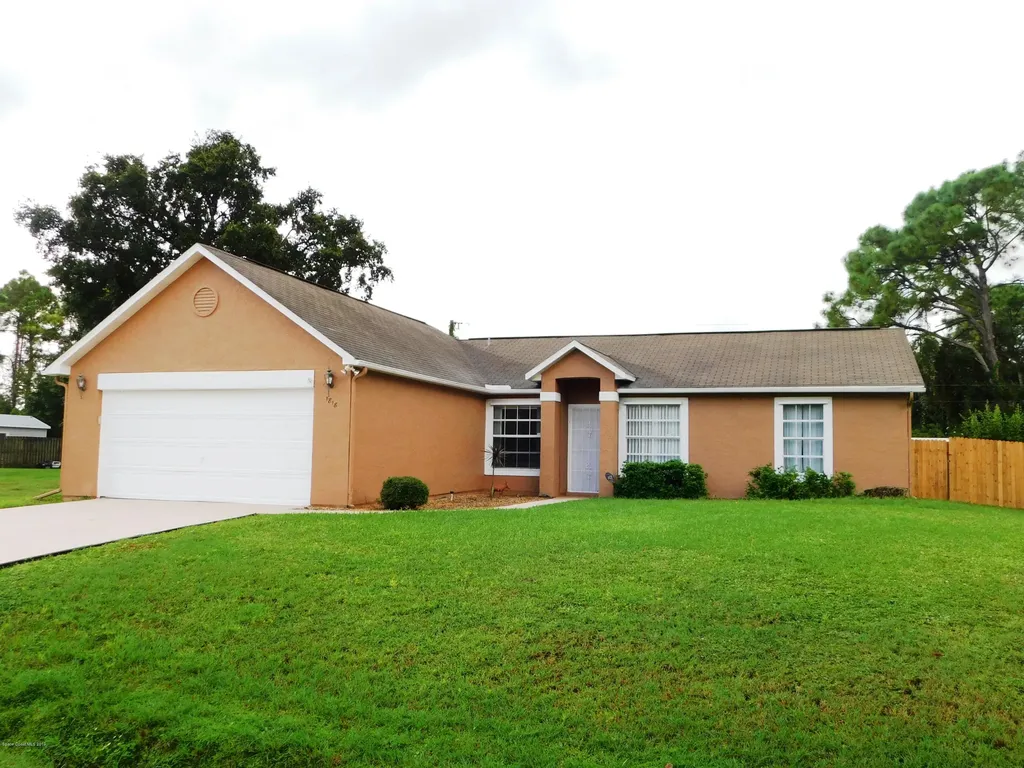1818 Delki Street NW Palm Bay FL 32907