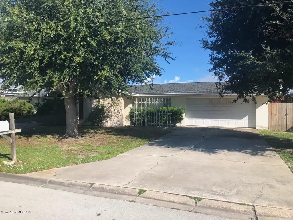 510 Bahama Drive Indian Harbour Beach FL 32937