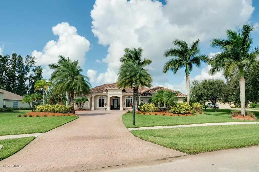 5116 Royal Paddock Way Merritt Island FL 32953
