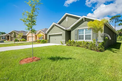 301 Moray Drive SW Palm Bay FL 32908