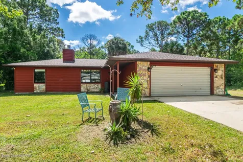 1071 Colonial Avenue SE Palm Bay FL 32909