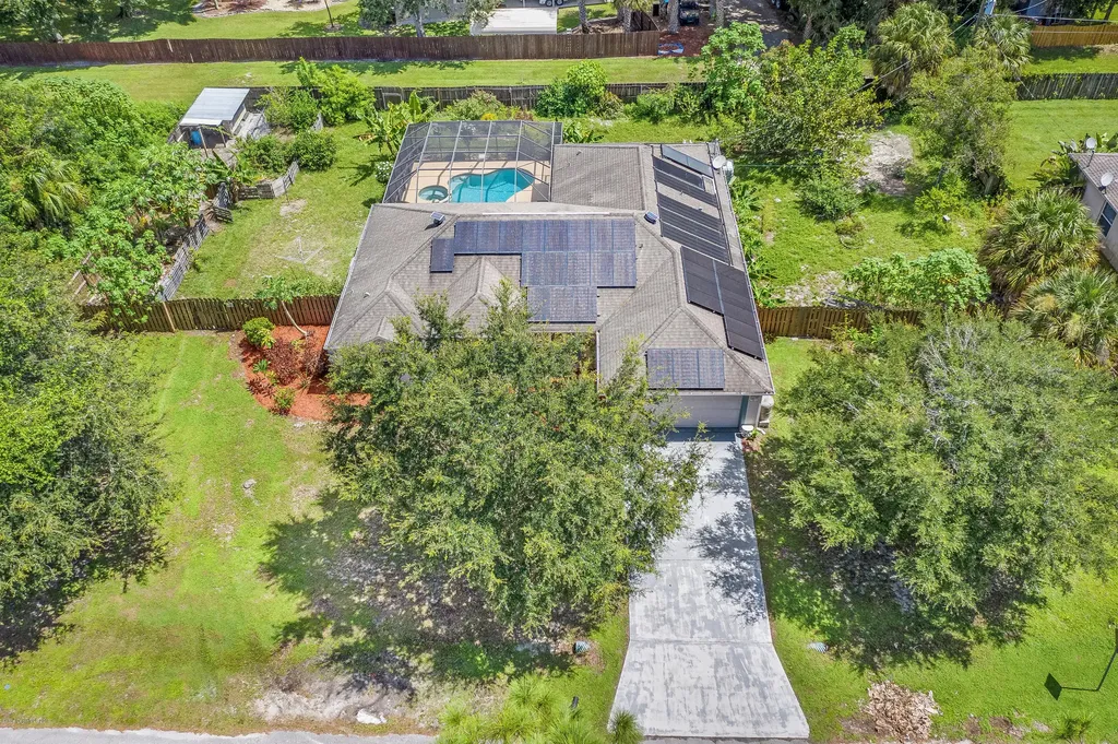583 Evergreen Street NE Palm Bay FL 32907