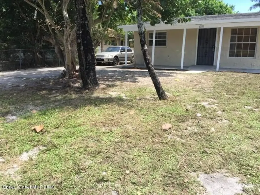 4250 26th Avenue Vero Beach FL 32967