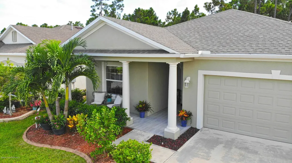 2247 Chinaberry Circle SE Palm Bay FL 32909