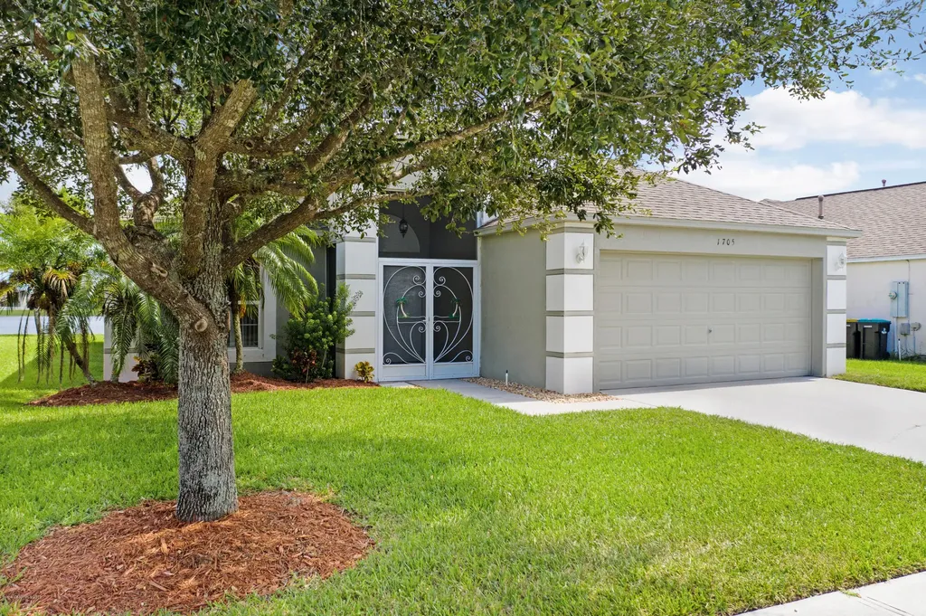 1705 Las Palmos Drive SW Palm Bay FL 32908