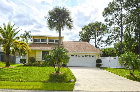 282 Treu Terrace NW Palm Bay FL 32907