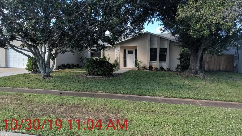 239 Cinnamon Lake Circle Melbourne FL 32901