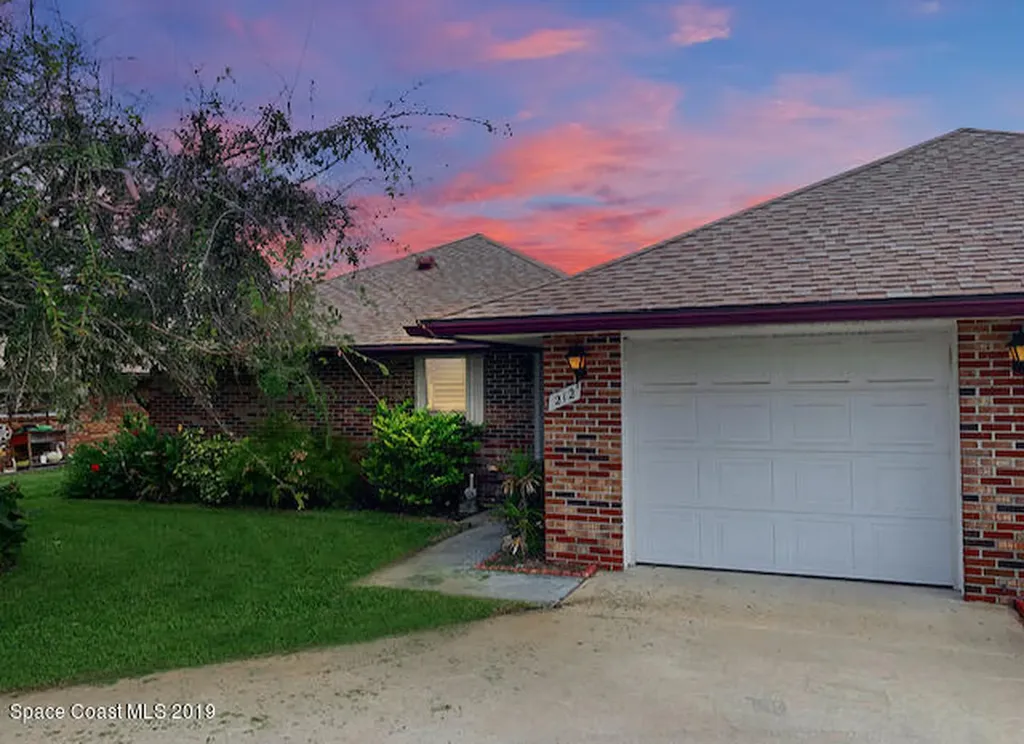 212 Chalet Avenue Indialantic FL 32903