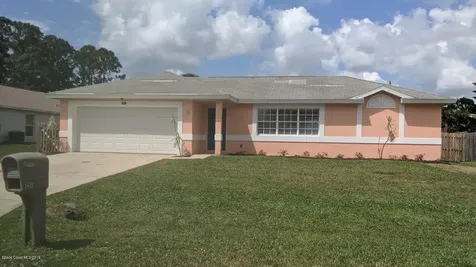 1501 Fairlight Street NW Palm Bay FL 32907