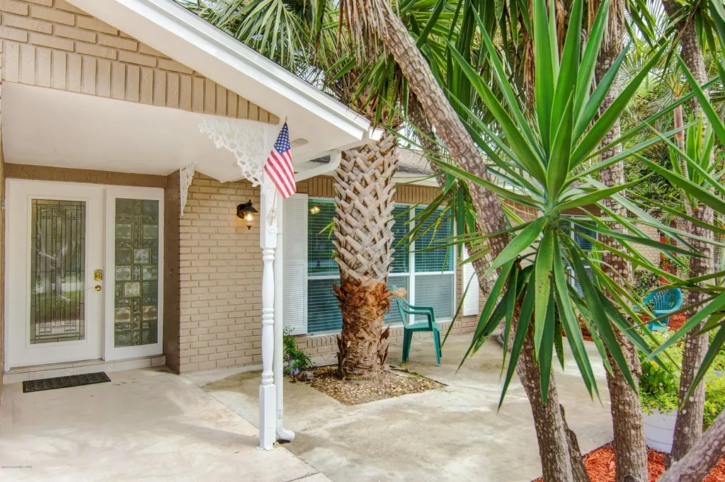 2020 Bonita Avenue Melbourne Beach FL 32951
