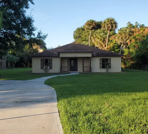 3250 Parker Street Mims FL 32754