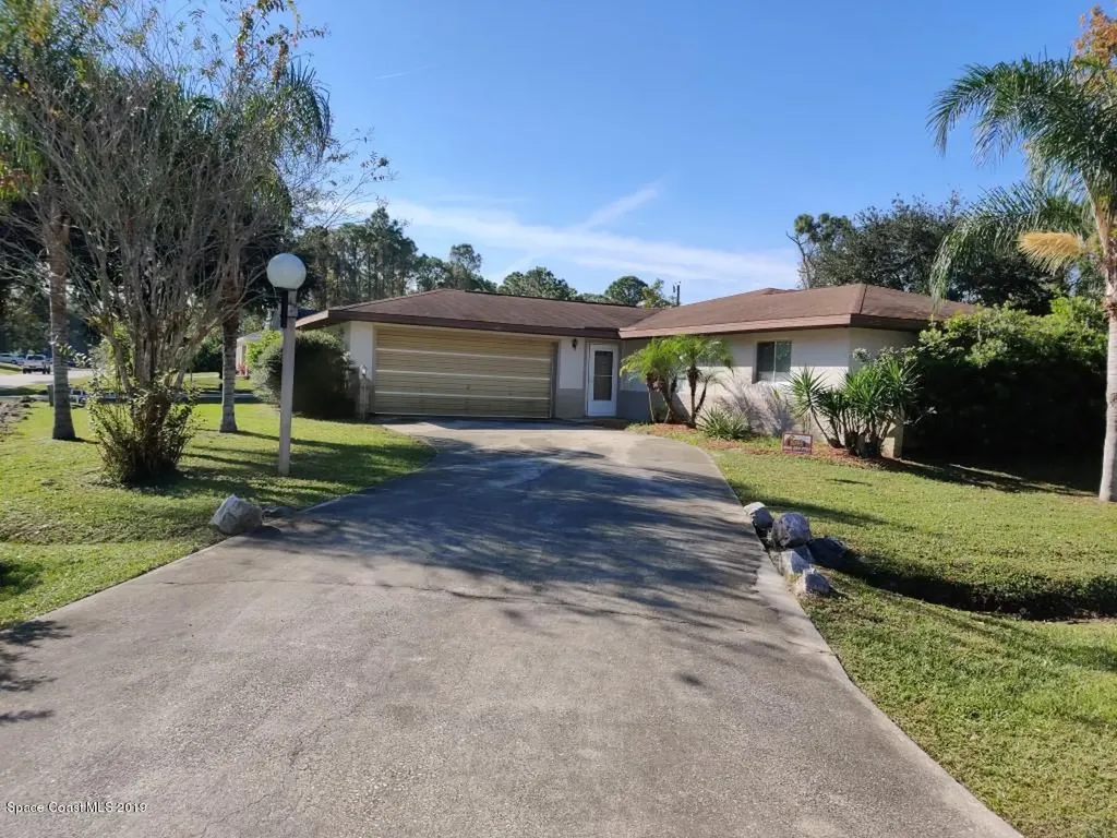 296 Collings Street SE Palm Bay FL 32909