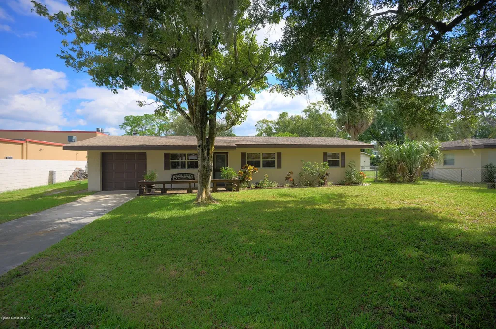 109 Elm Street Melbourne FL 32904