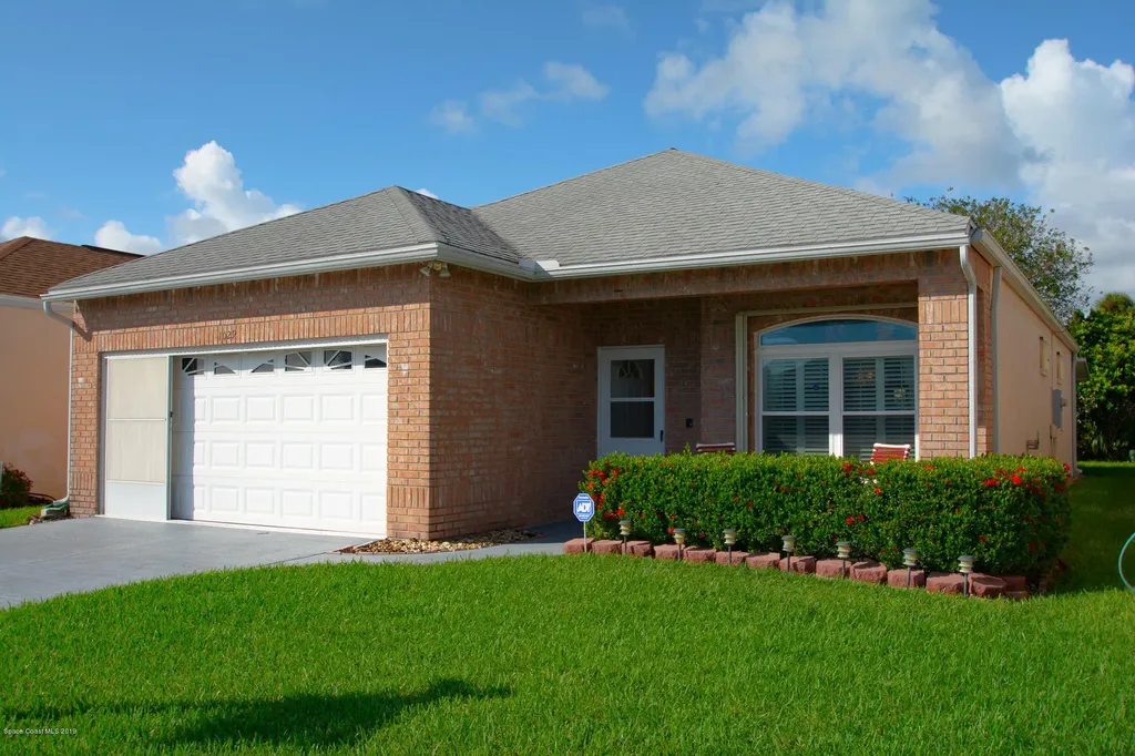 1029 S Fork Circle Melbourne FL 32901
