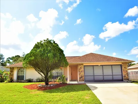 676 Ontario Street NW Palm Bay FL 32907