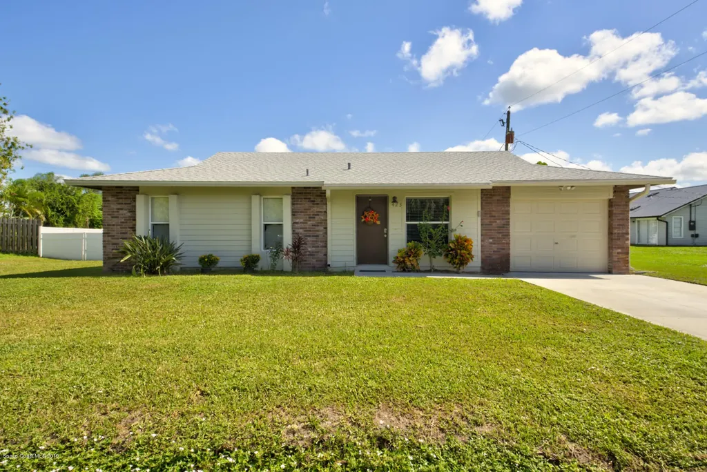 423 Dunbar Avenue NE Palm Bay FL 32907