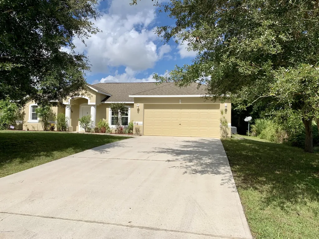 1133 Torrington Street SE Palm Bay FL 32909