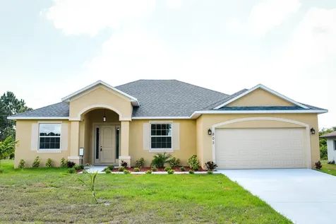 803 Carlyle Avenue SE Palm Bay FL 32909