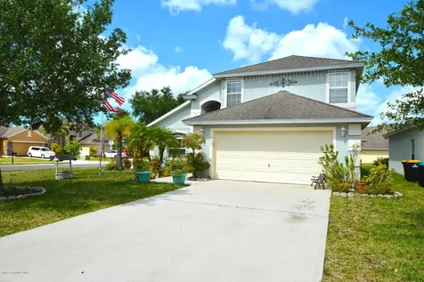 148 Wishing Well Circle SW Palm Bay FL 32908