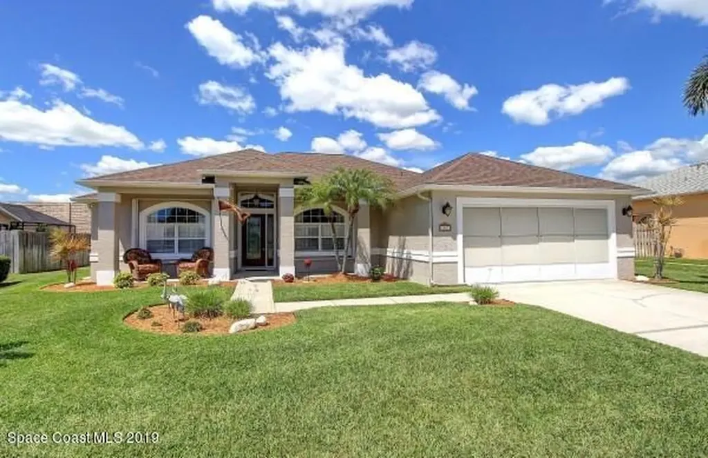1087 Egret Lake Way Melbourne FL 32940