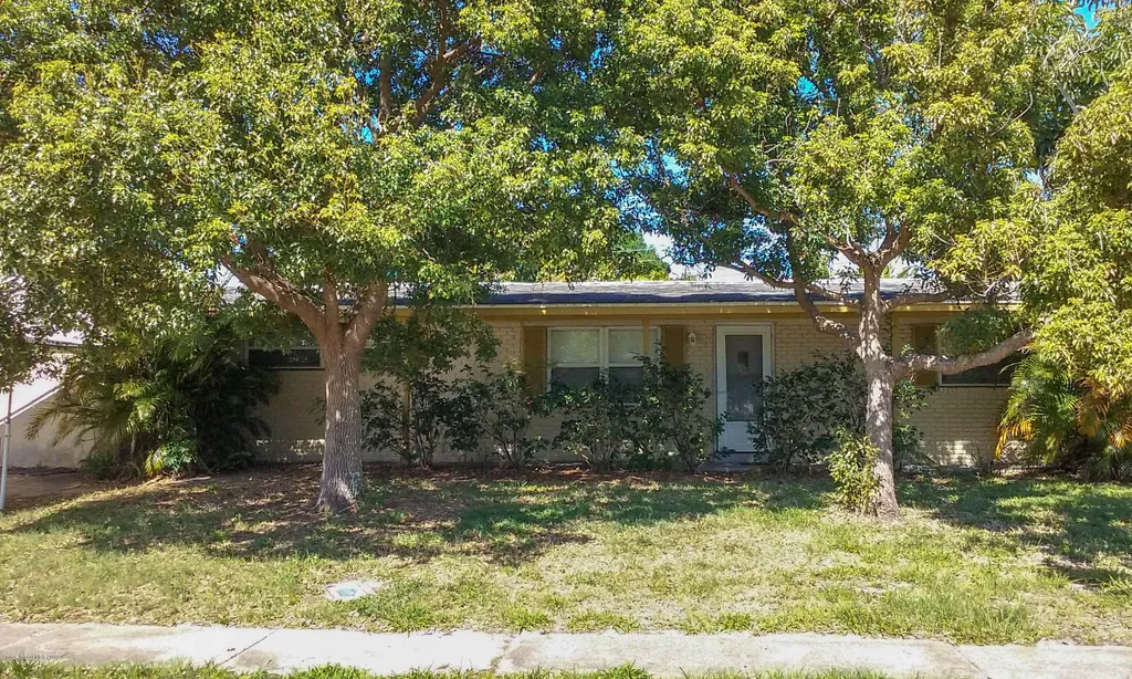 245 W Lauren Court Merritt Island FL 32952
