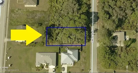 886 Carlyle Avenue SE Palm Bay FL 32909