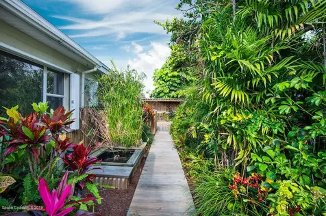 1720 Davis Drive Merritt Island FL 32952