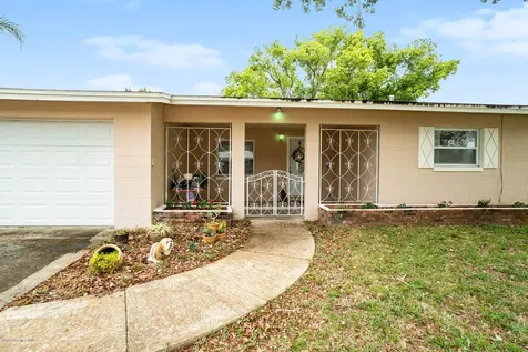 930 Lois Lane Titusville FL 32780