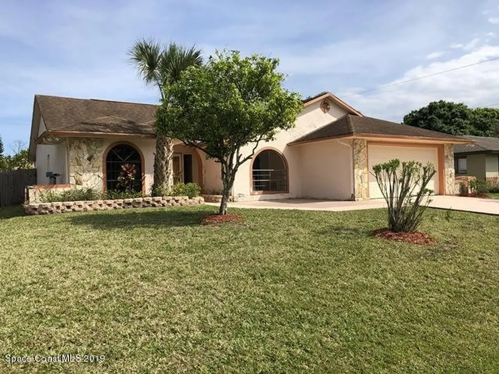 877 Fulda Avenue NW Palm Bay FL 32907