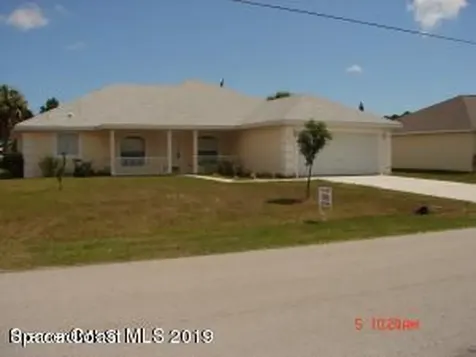 441 Bougainvillea Street NW Palm Bay FL 32907