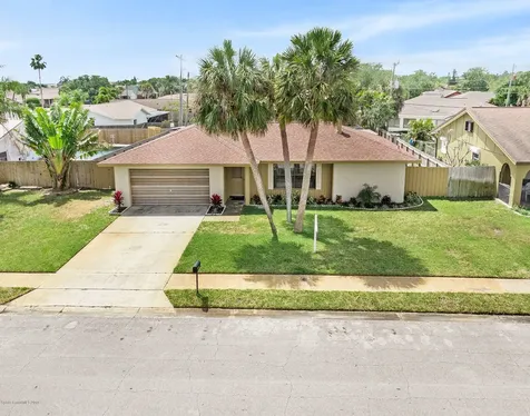 213 Via De La Reina Merritt Island FL 32953