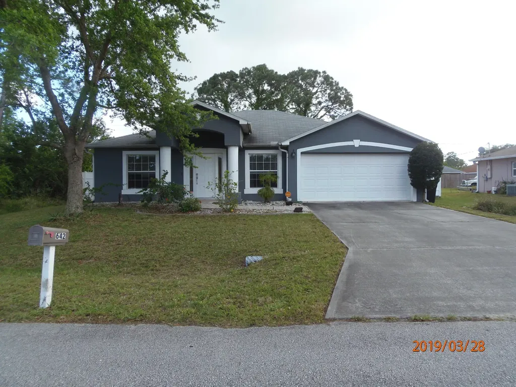 642 Altamira Street NW Palm Bay FL 32907