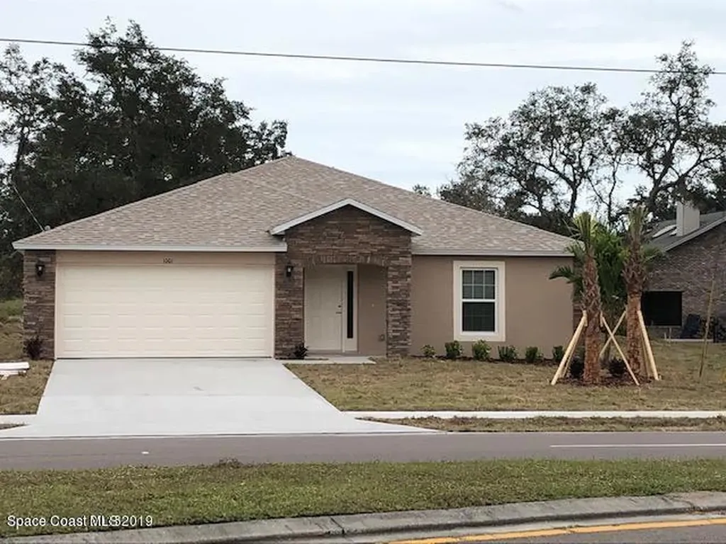 1001 Clearmont Street NE Palm Bay FL 32905