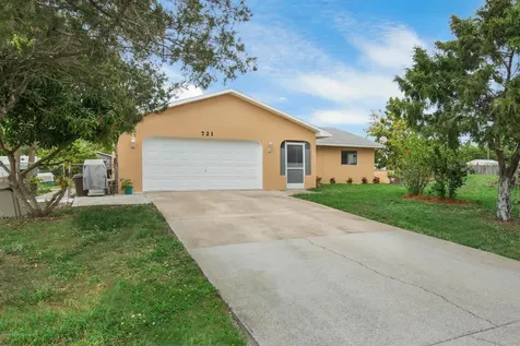 721 Grandeur Street SE Palm Bay FL 32909