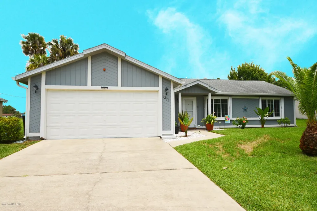1271 Serenade Street NW Palm Bay FL 32907