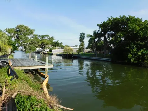 29 Indian Village Trail Cocoa Beach FL 32931