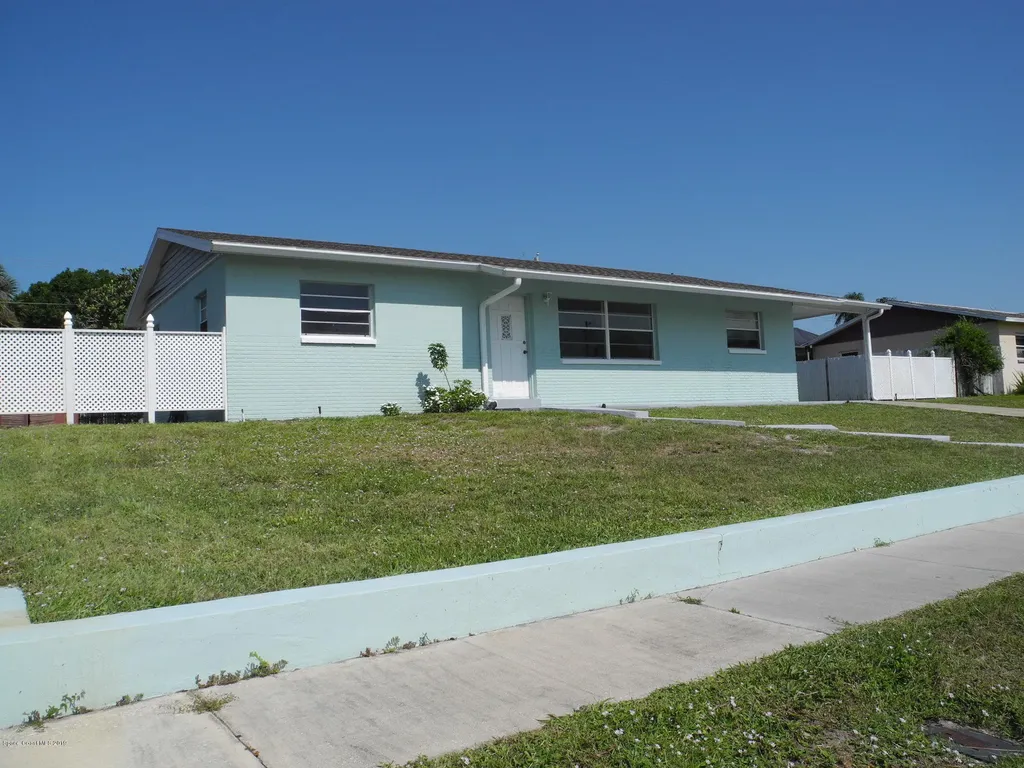 562 Imperial Avenue Melbourne FL 32935