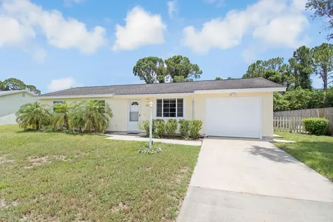 732 Fernandina Street NW Palm Bay FL 32907