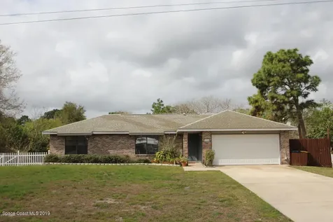 1196 Deerfield Street SE Palm Bay FL 32909