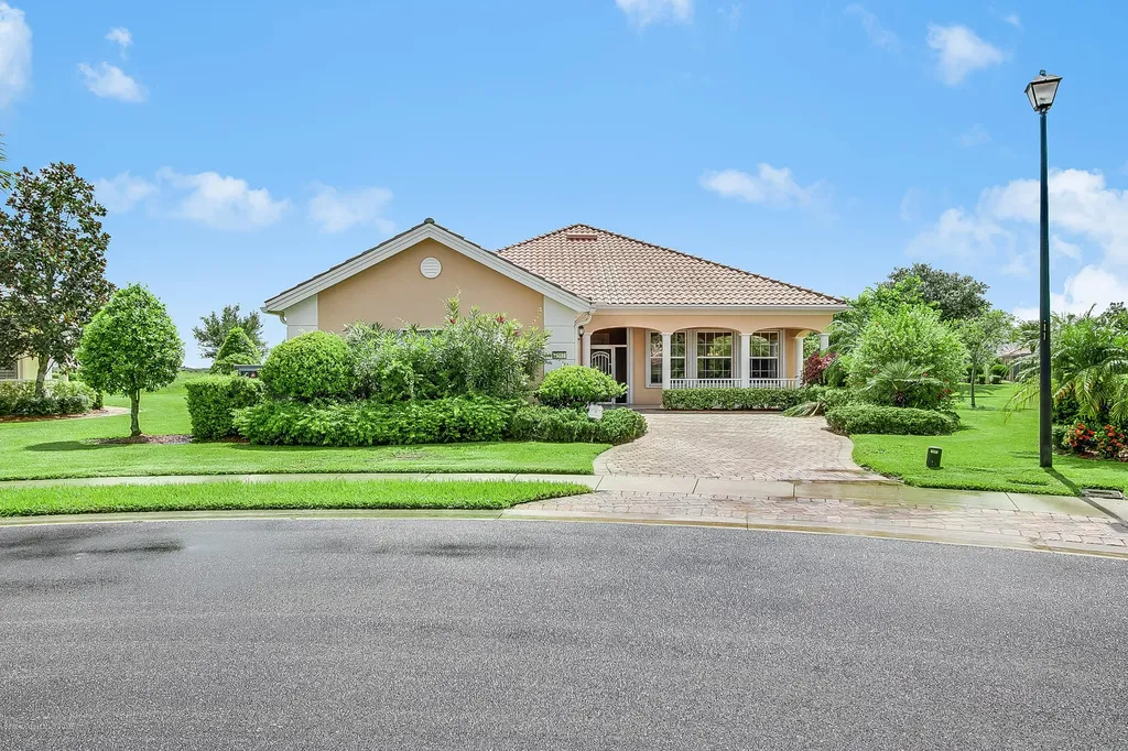 3562 Kalista Court SE Palm Bay FL 32909